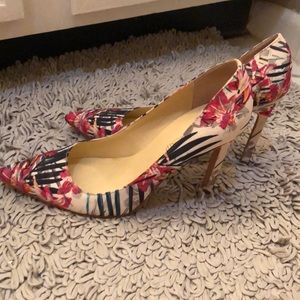 Ivanka Trump Floral Pump